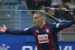 皇马卡斯蒂利亚VS费罗尔竞技：比赛延期背后的足球故事